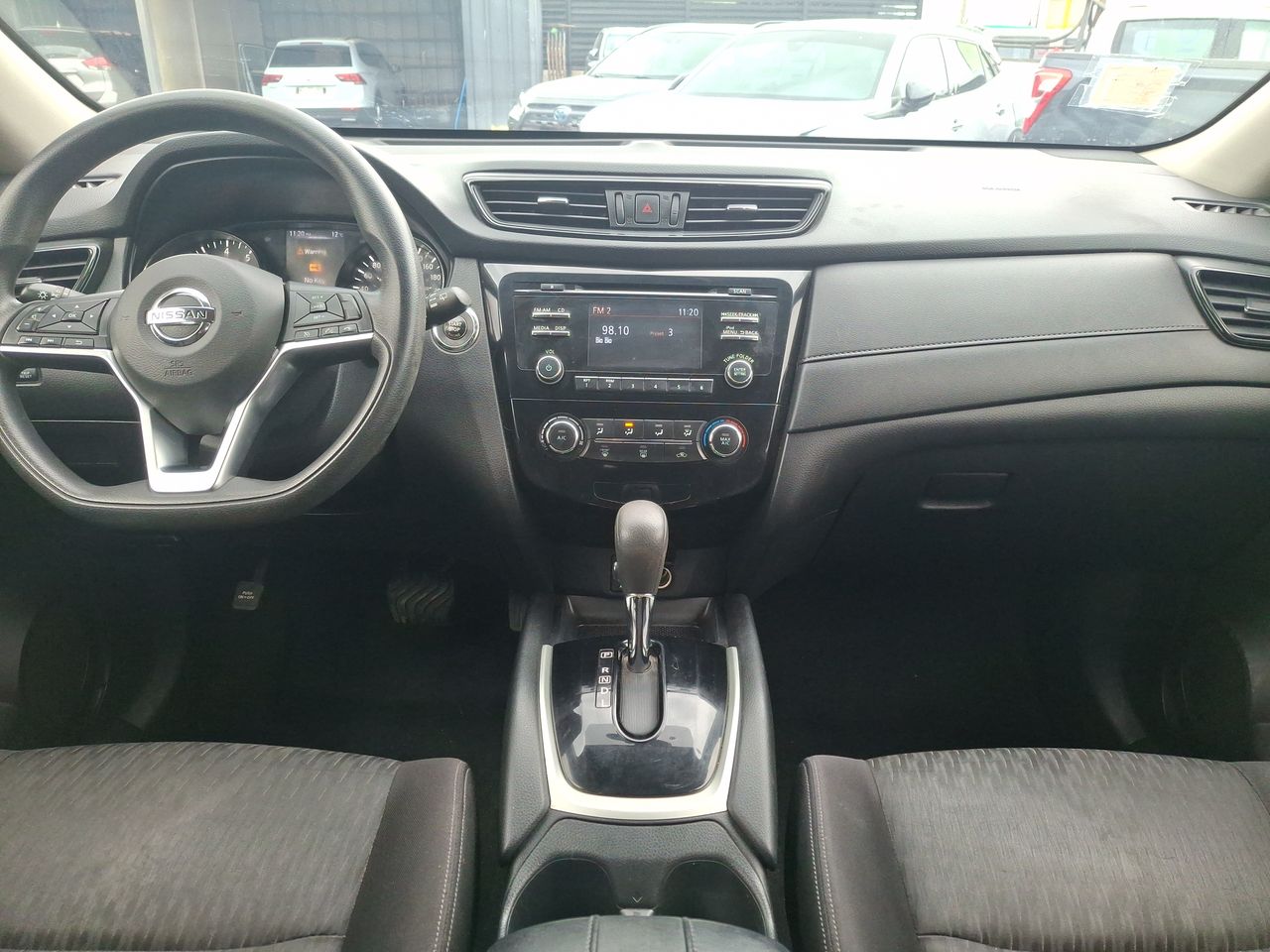 Nissan X-Trail — foto 10 de 36