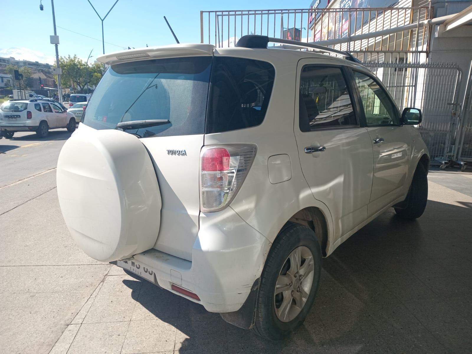 TOYOTA - 4