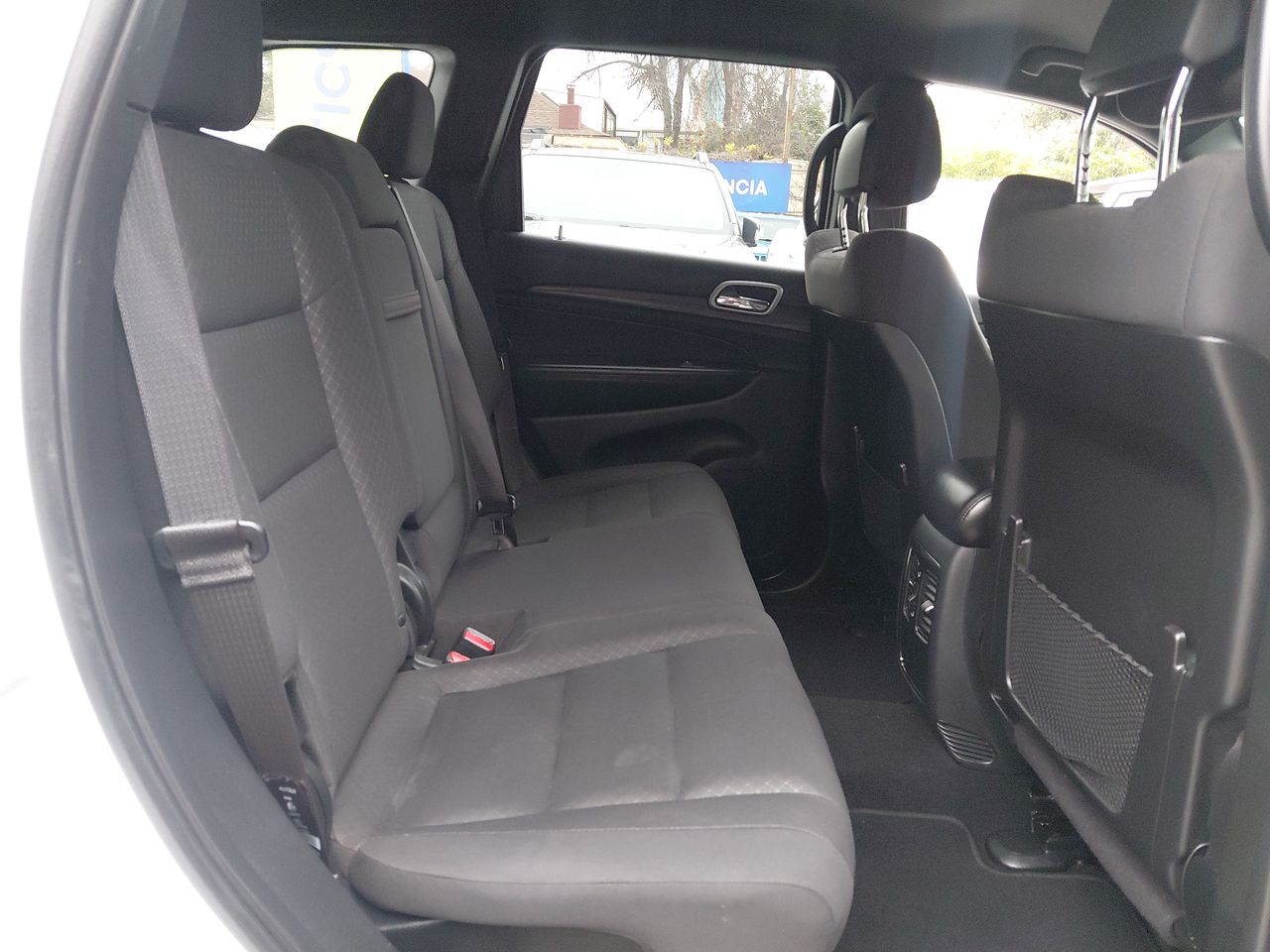 Jeep Grand Cherokee — foto 26 de 27