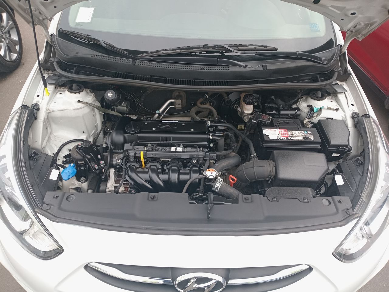 HYUNDAI - 16