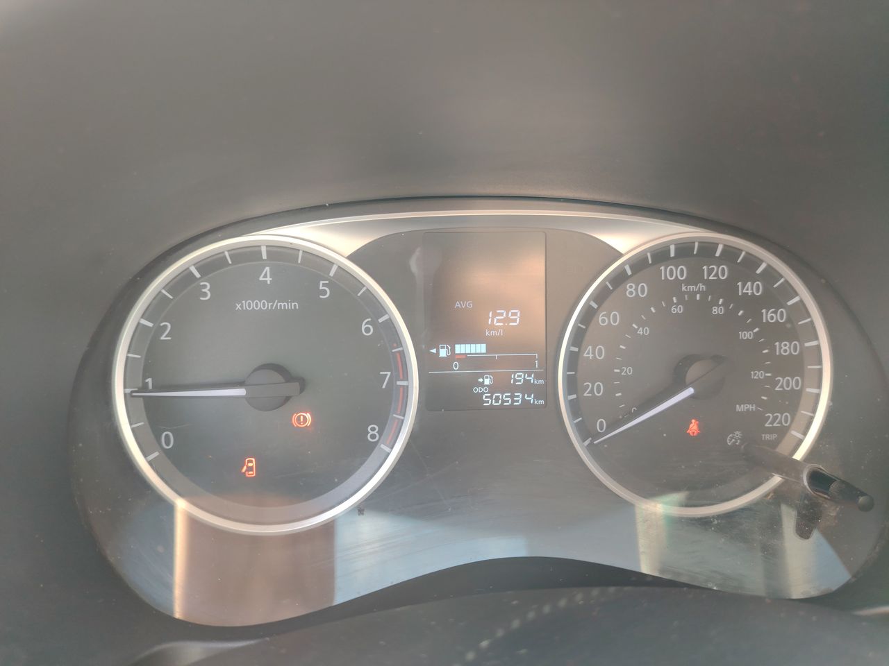 NISSAN - 24