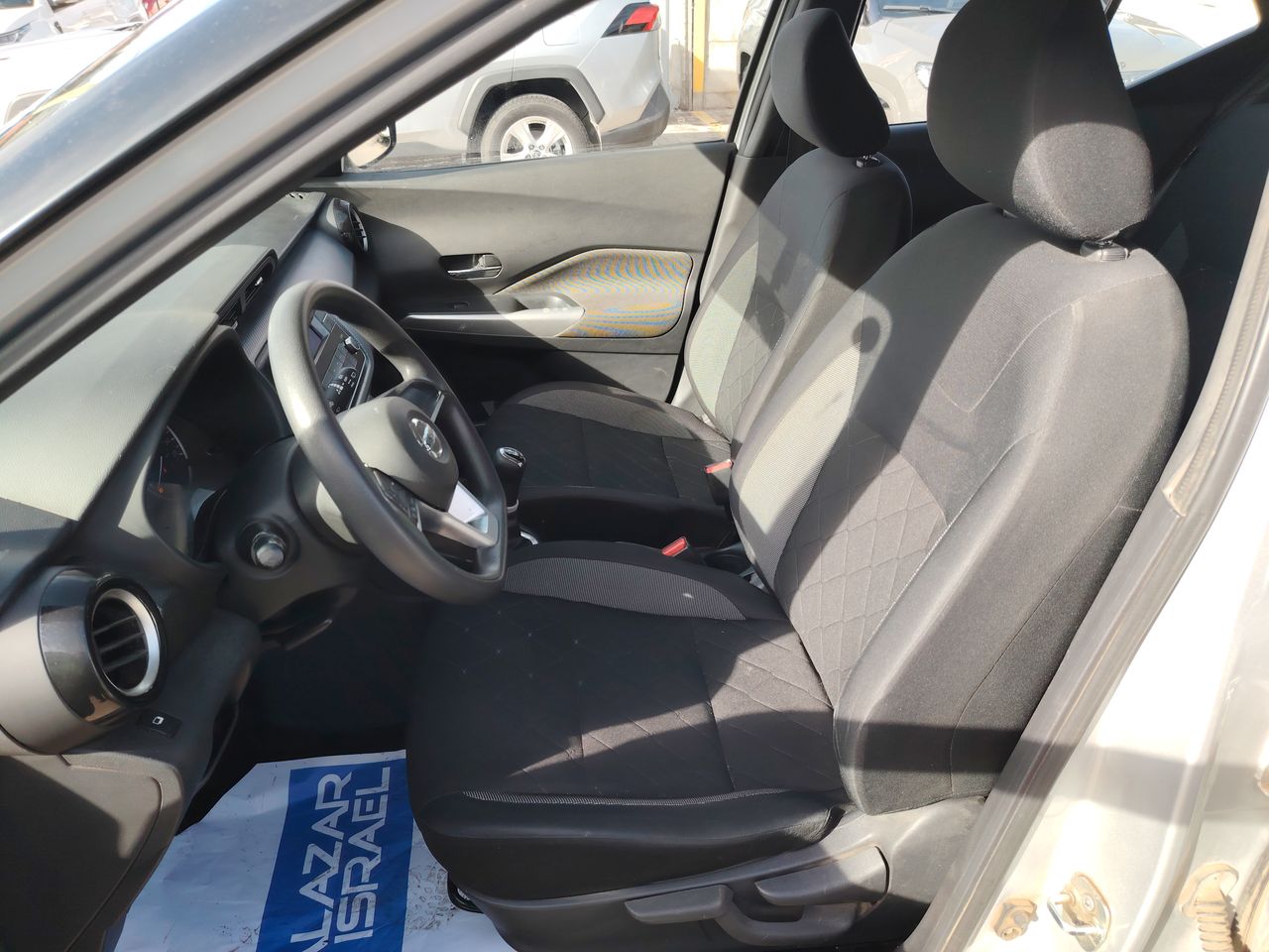 NISSAN - 21