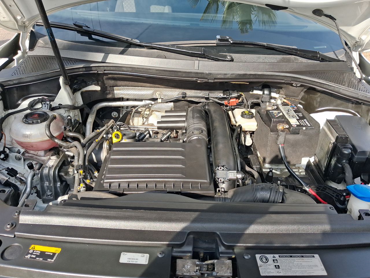 VOLKSWAGEN - 8