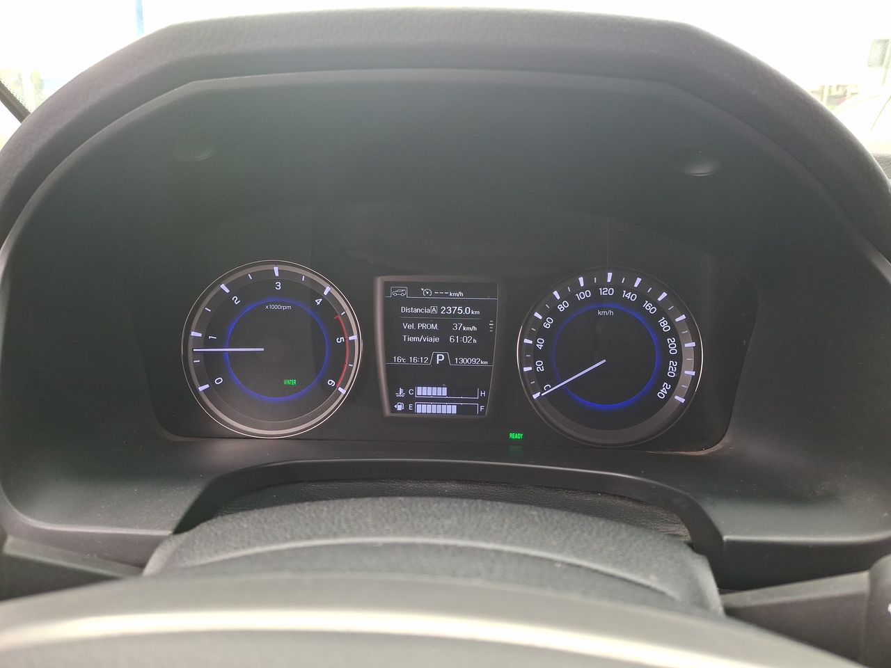 SSANGYONG - 26