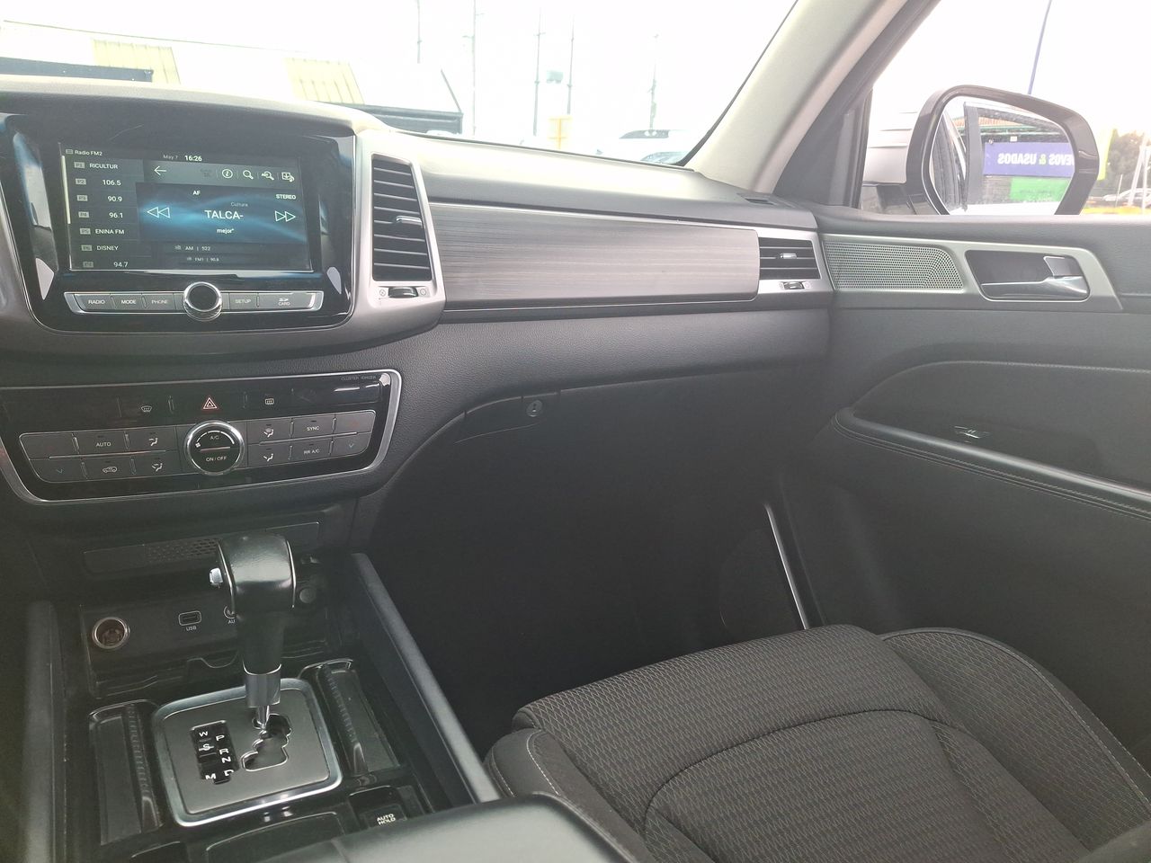SSANGYONG - 10