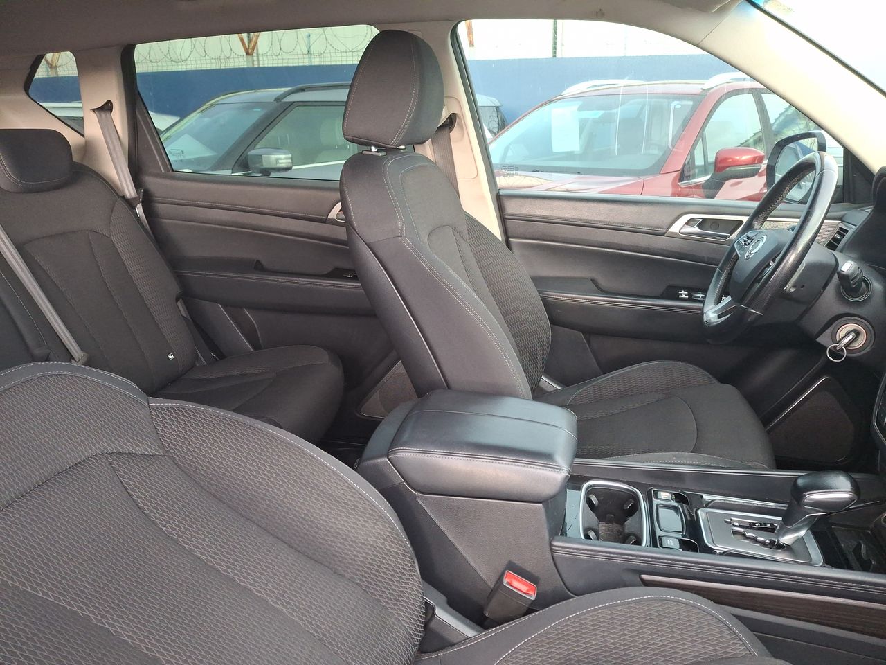 SSANGYONG - 15