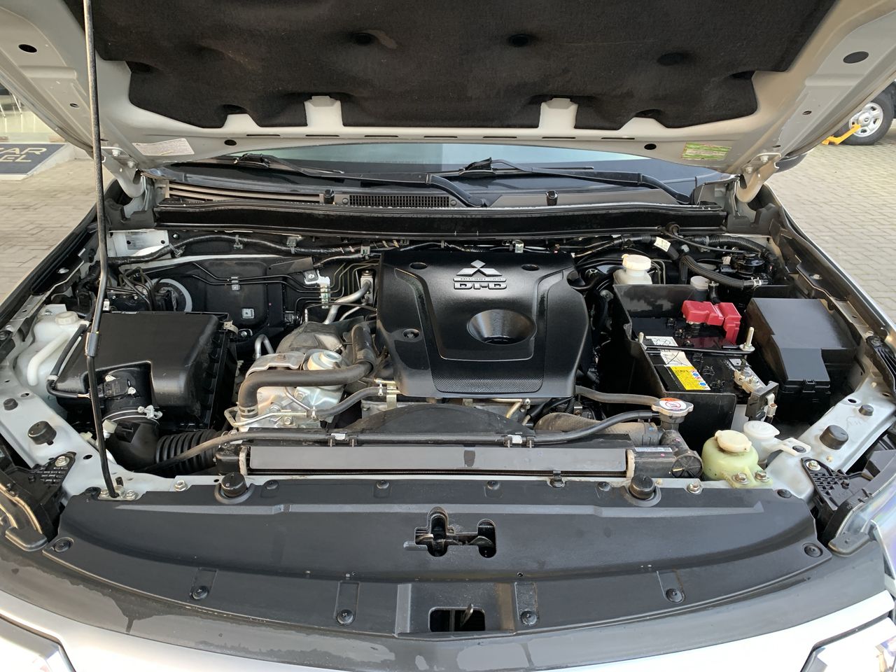 MITSUBISHI - 18