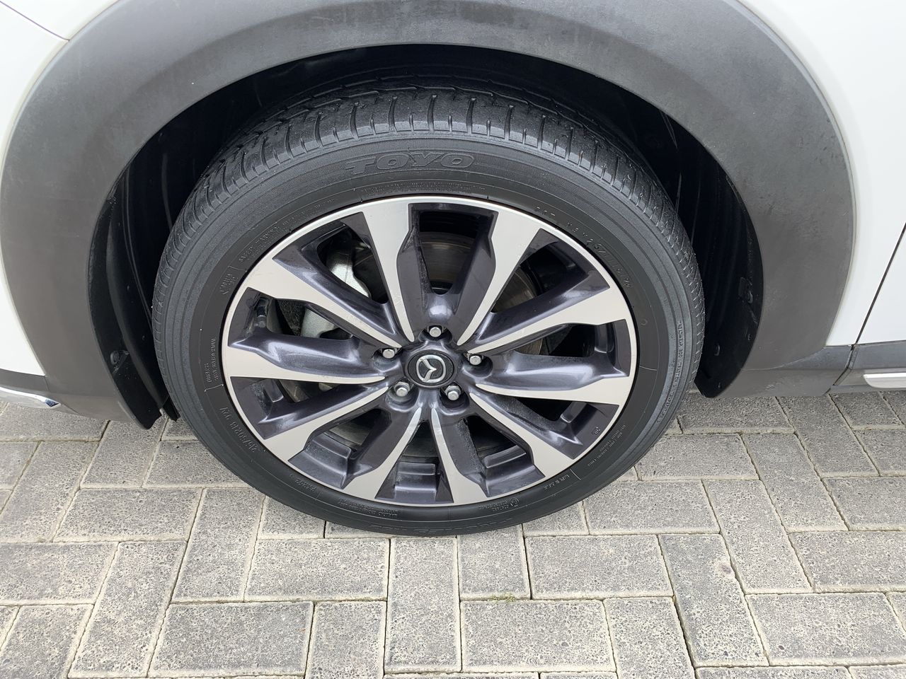 MAZDA - 17