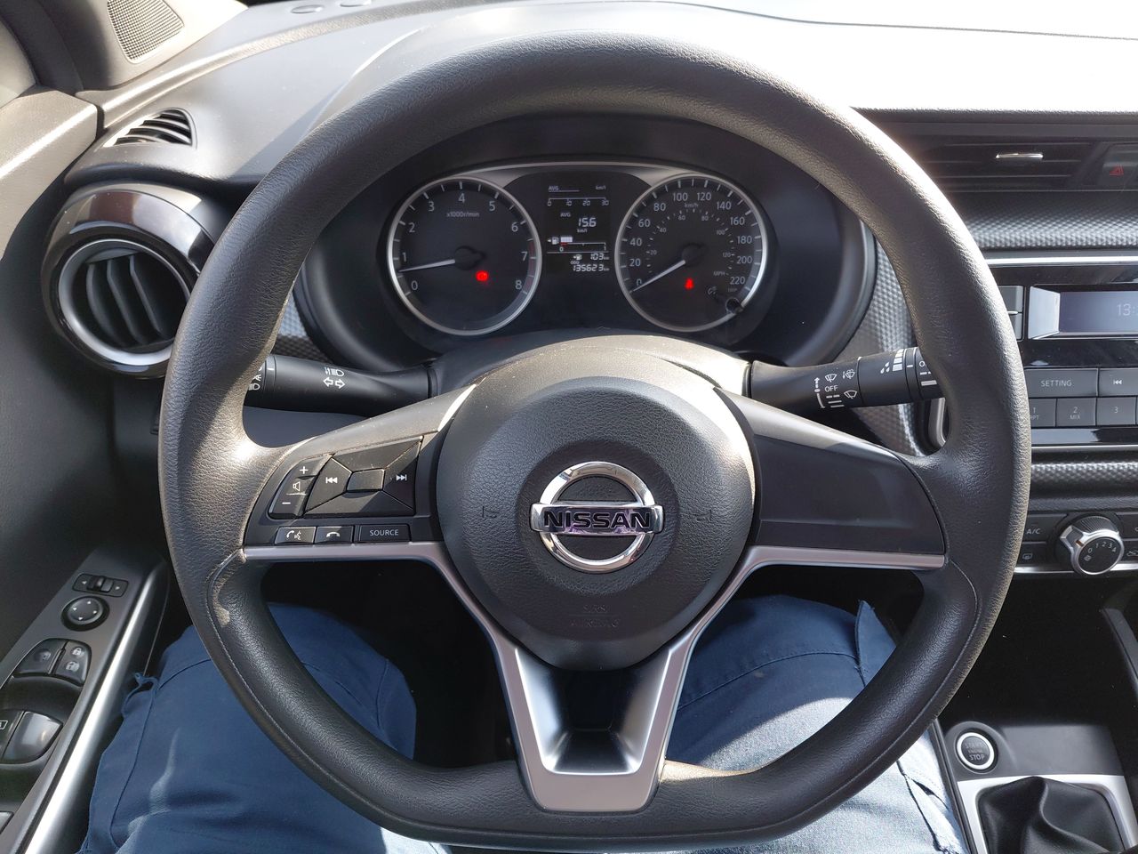 NISSAN - 26