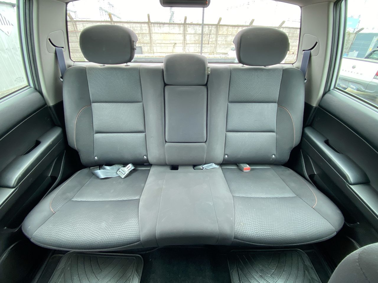 SSANGYONG - 34