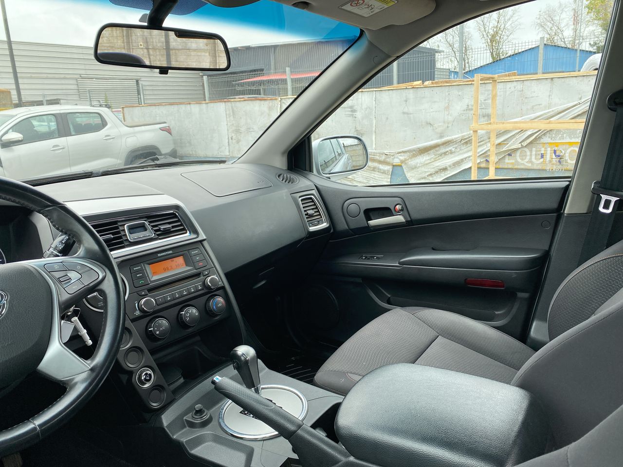 SSANGYONG - 10