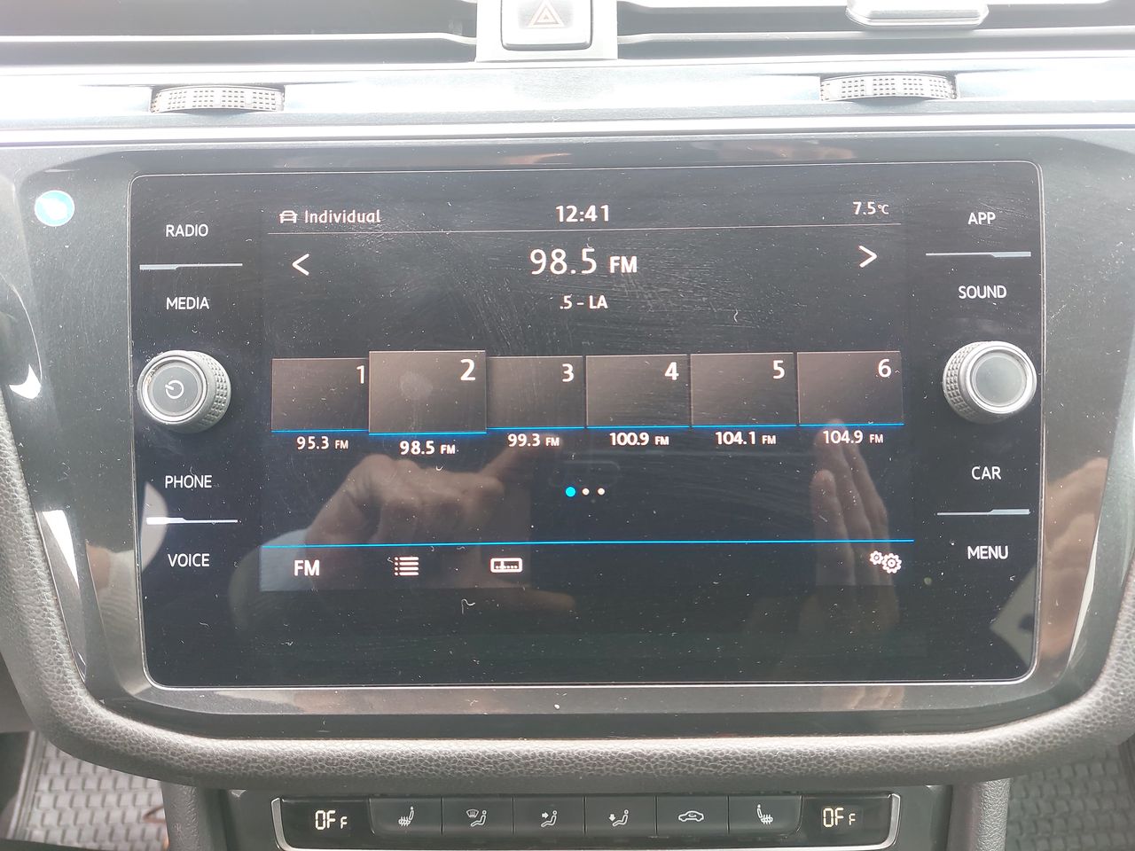 Volkswagen Tiguan — foto 20 de 30