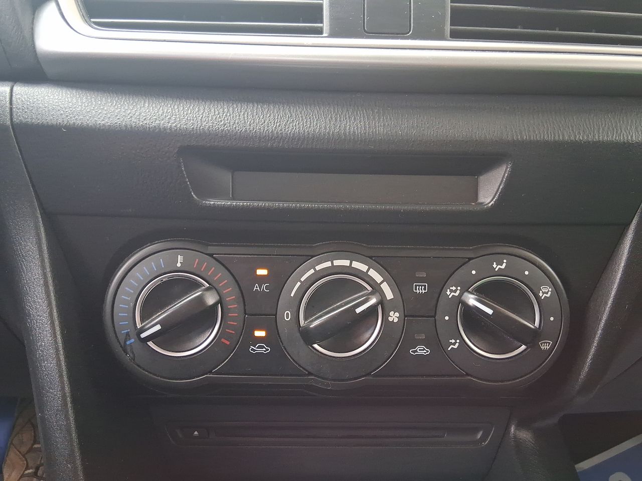MAZDA - 26