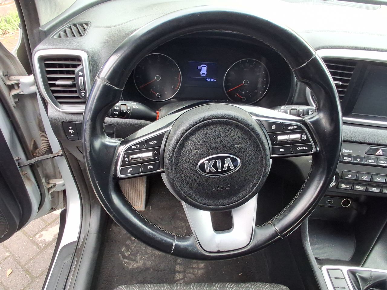 KIA - 25