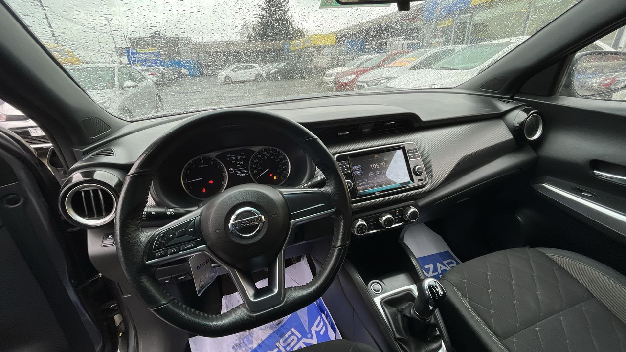 NISSAN - 35