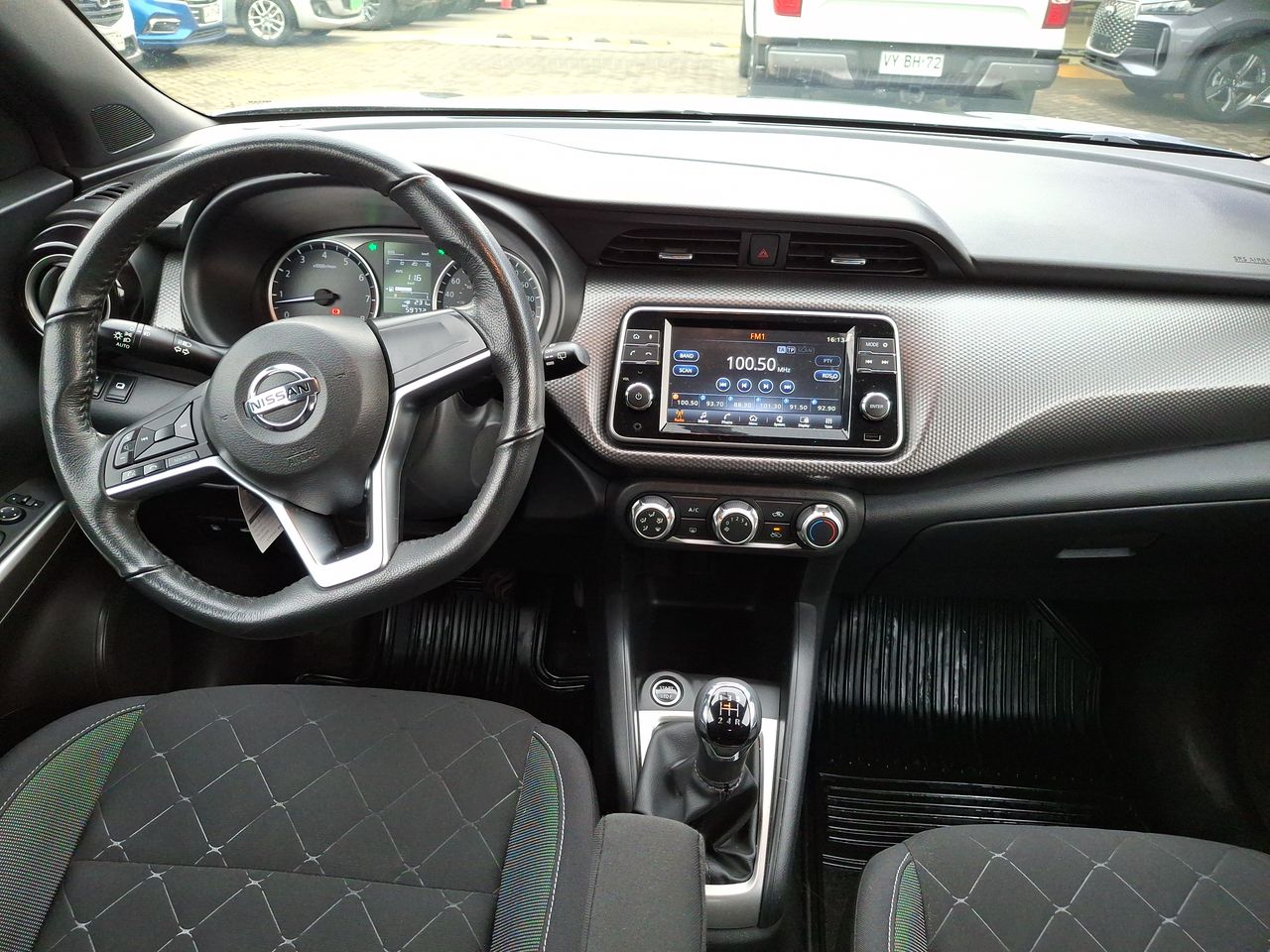 NISSAN - 22