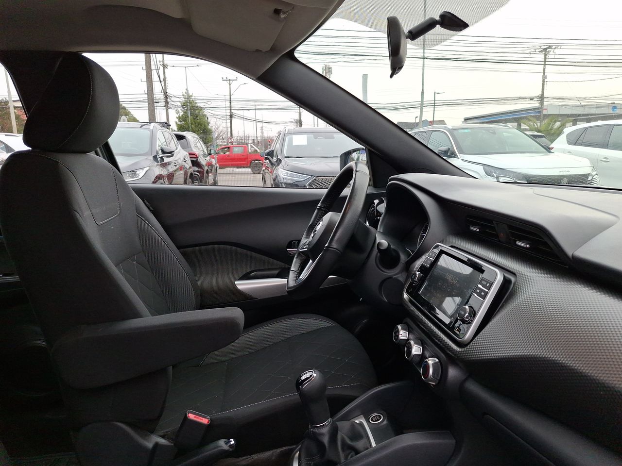 NISSAN - 6