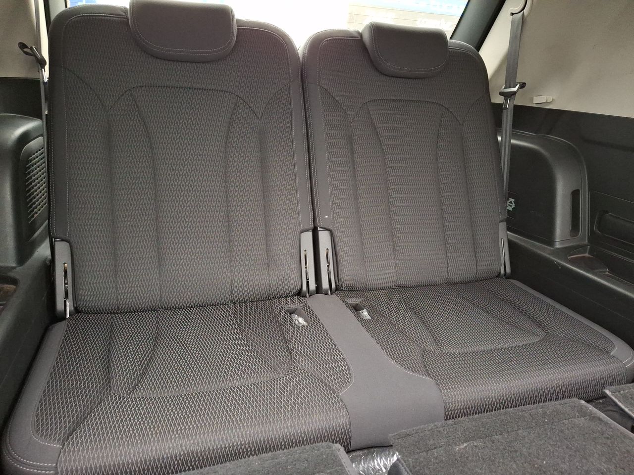 SsangYong Rexton — foto 27 de 28