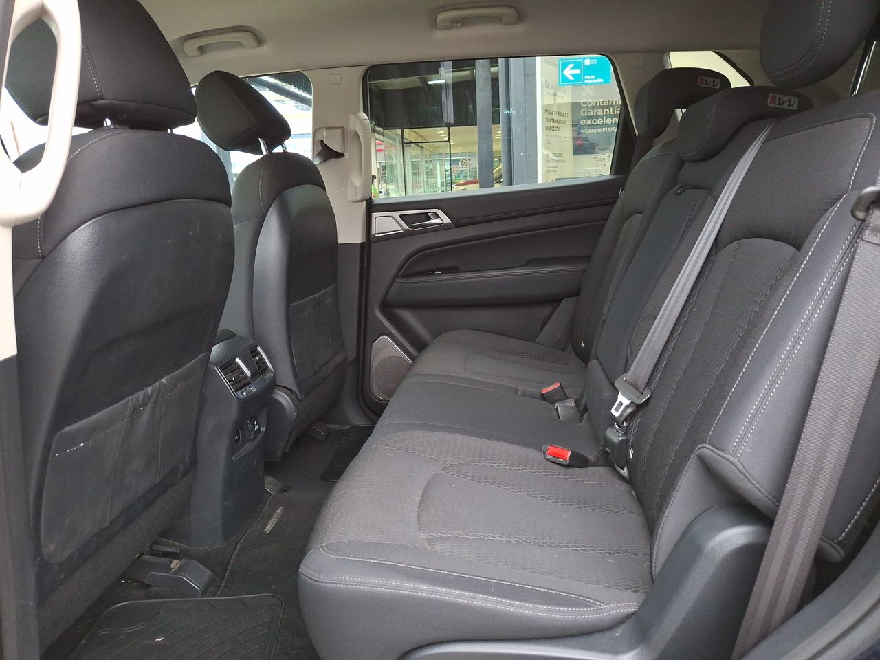 SsangYong Rexton — foto 3 de 28