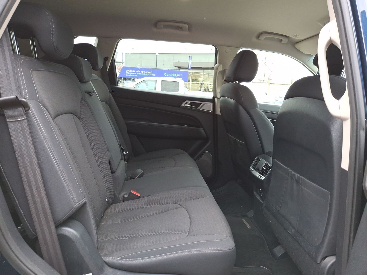 SsangYong Rexton — foto 4 de 28