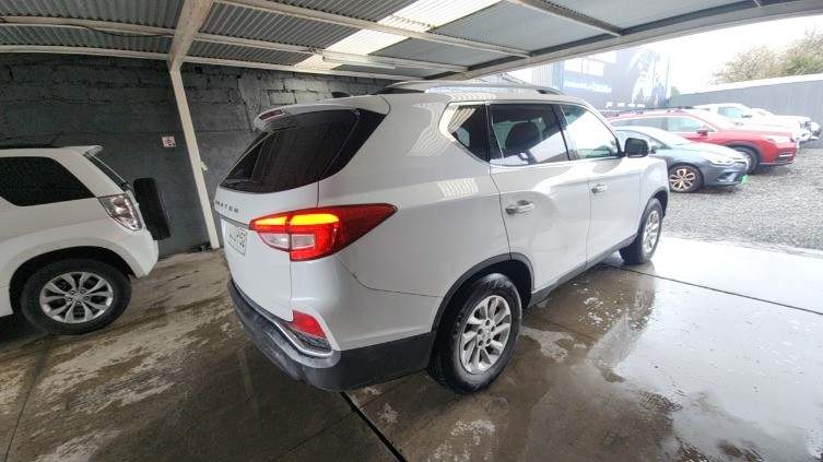SSANGYONG - 4