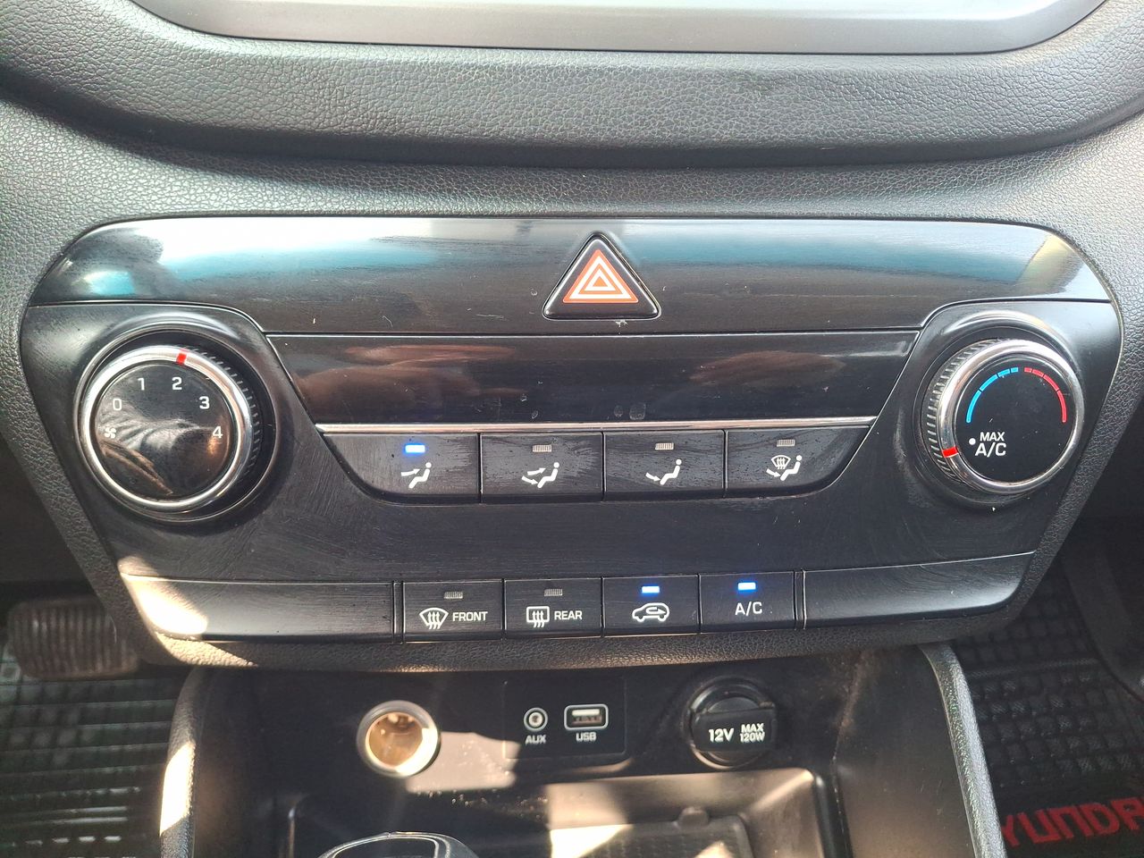 HYUNDAI - 27