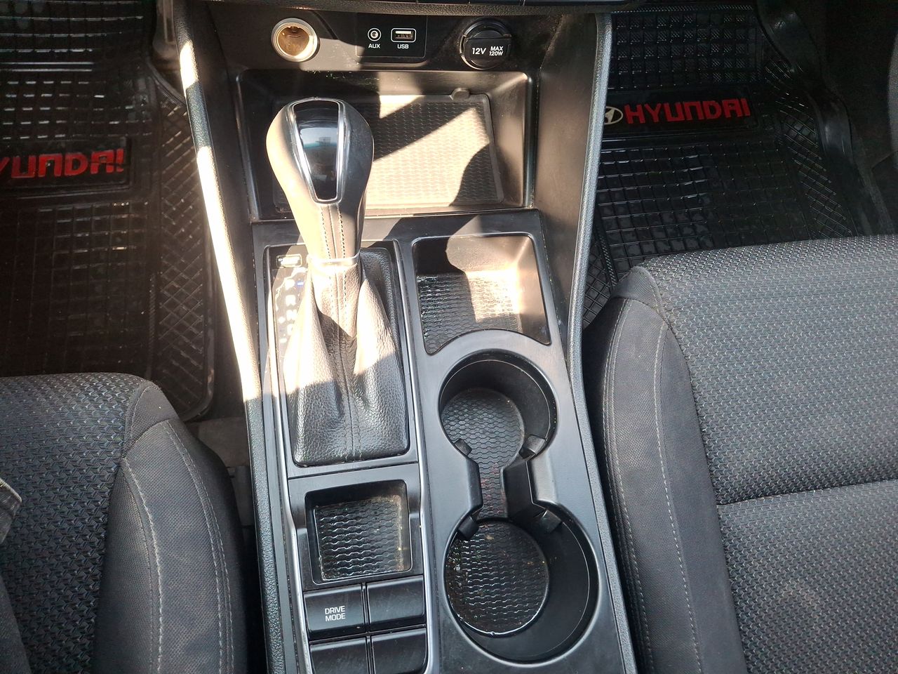 HYUNDAI - 28