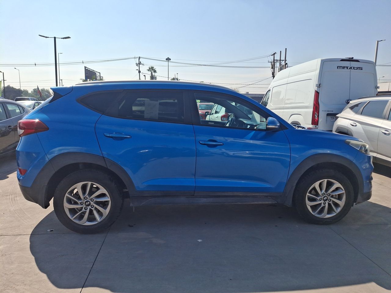 HYUNDAI - 8