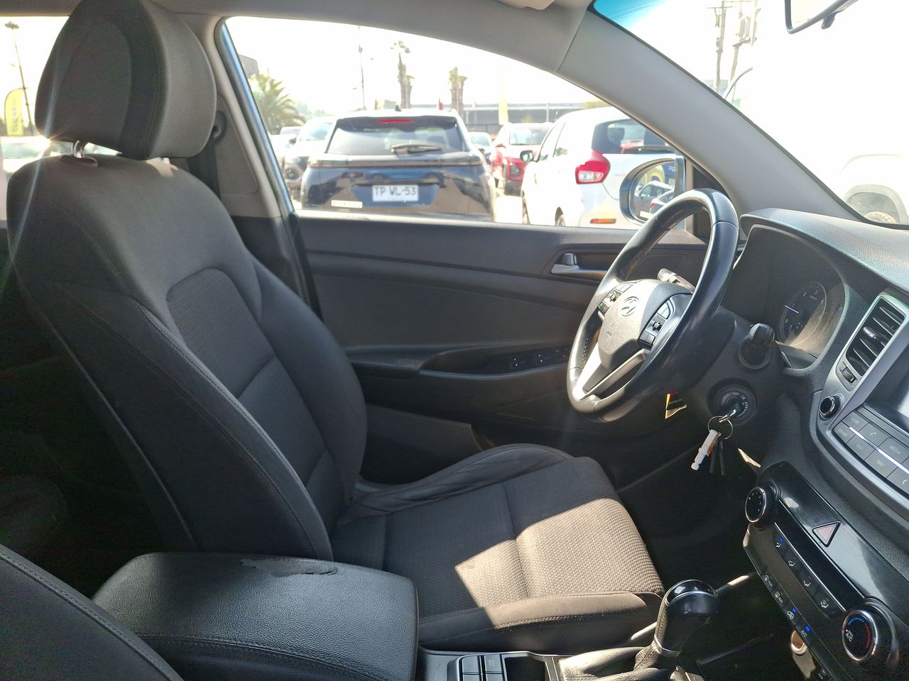 HYUNDAI - 15