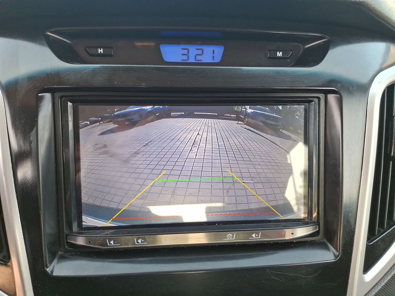 HYUNDAI - 28