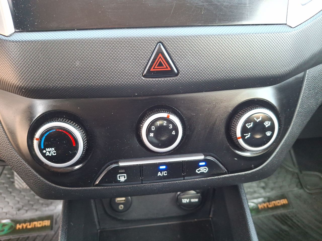 HYUNDAI - 29