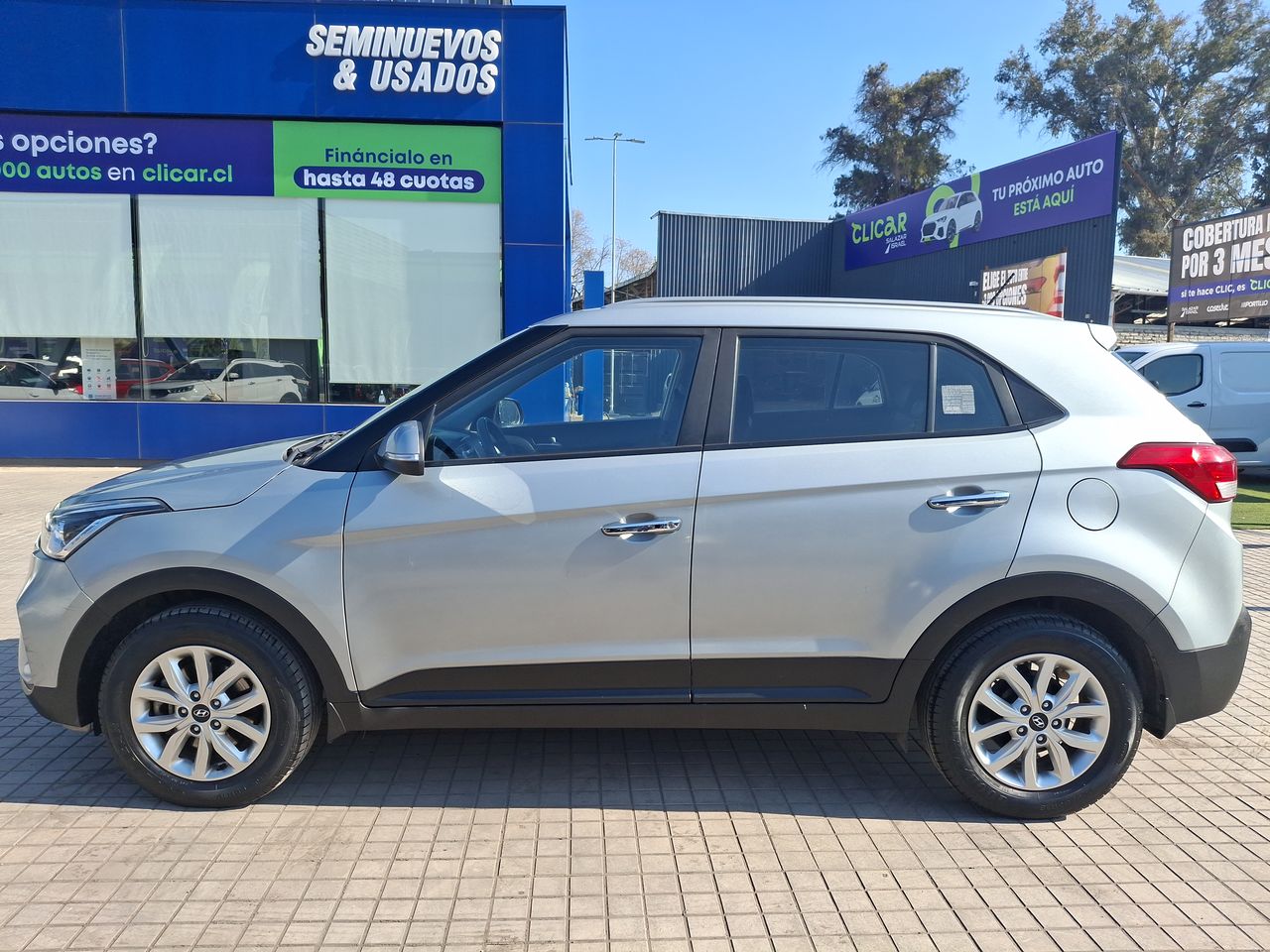 HYUNDAI - 4