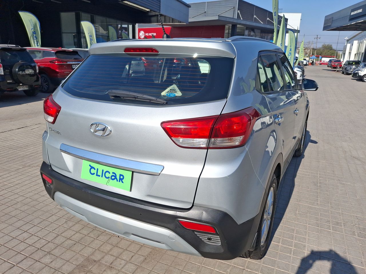 HYUNDAI - 7