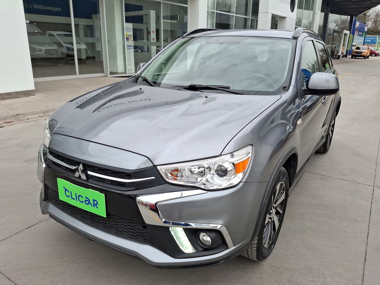 MITSUBISHI - 3