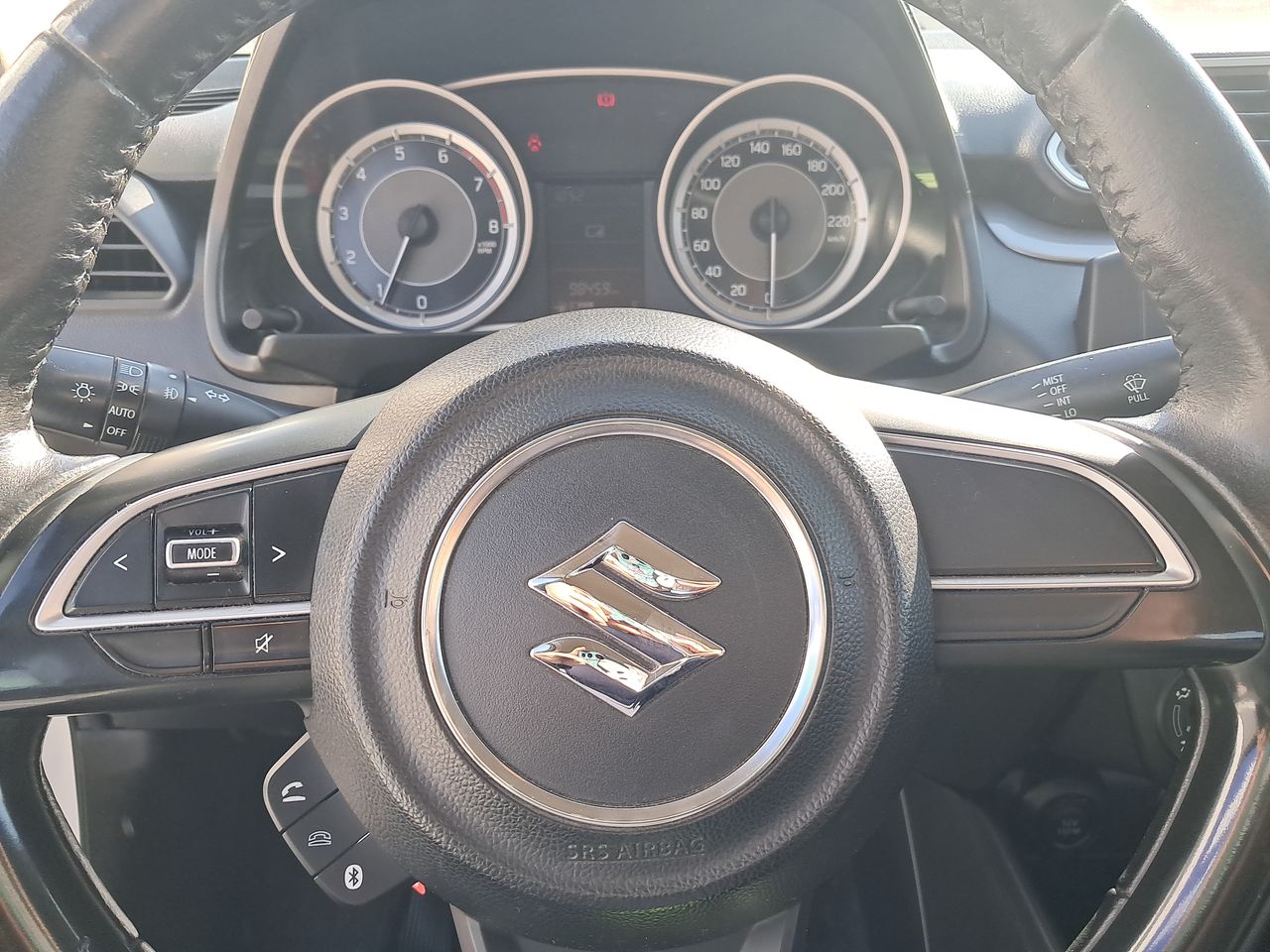 SUZUKI - 25
