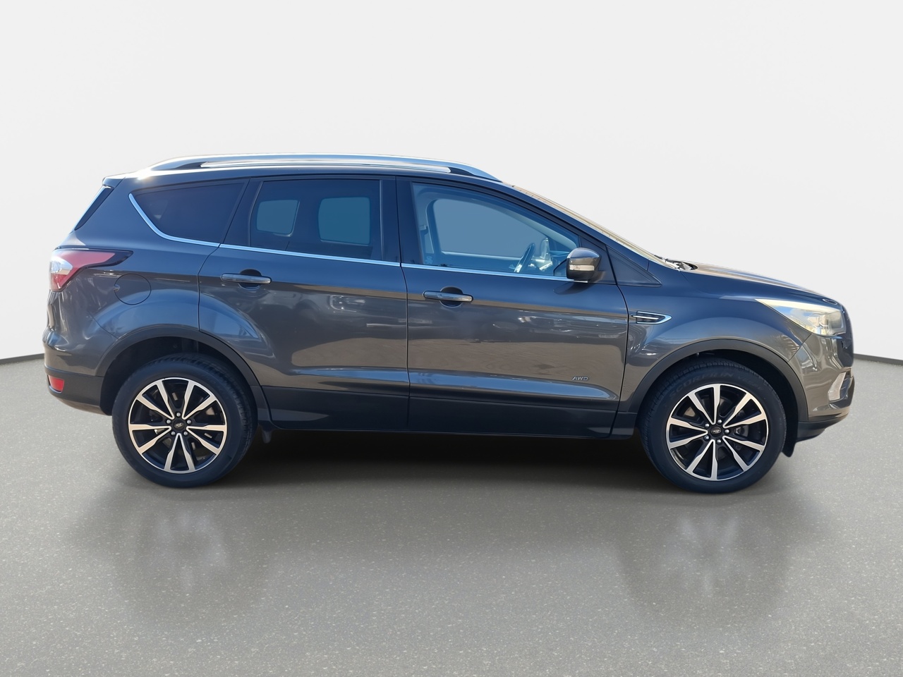 Ford Escape — foto 9 de 37