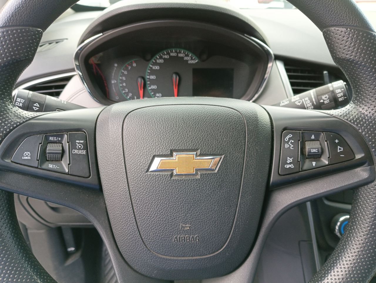 Chevrolet Tracker — foto 26 de 35