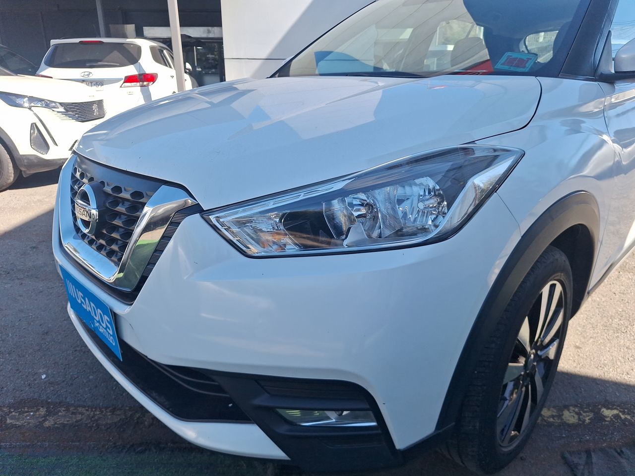NISSAN - 19