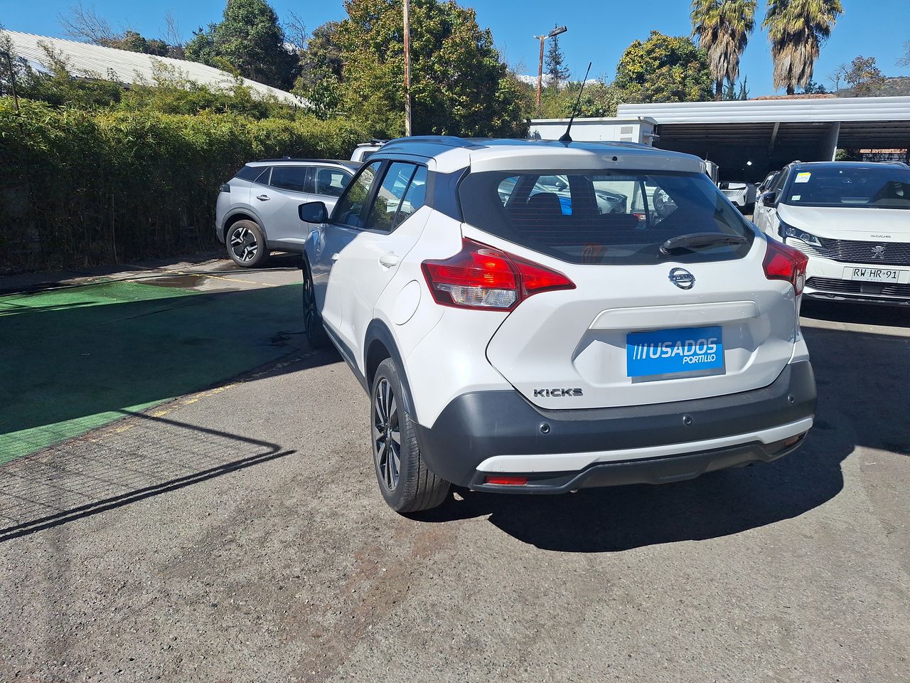 NISSAN - 5