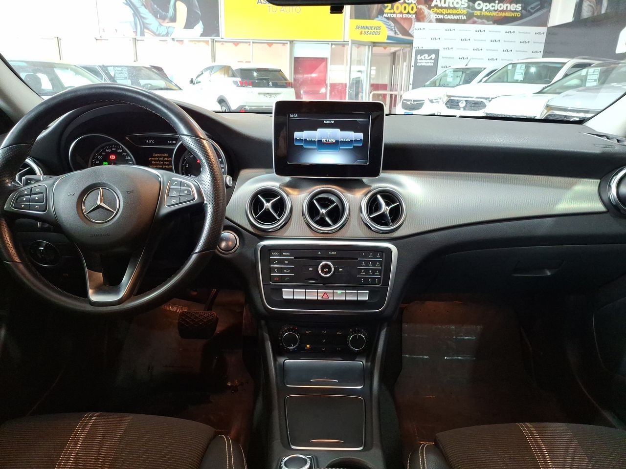 MERCEDES BENZ - 30