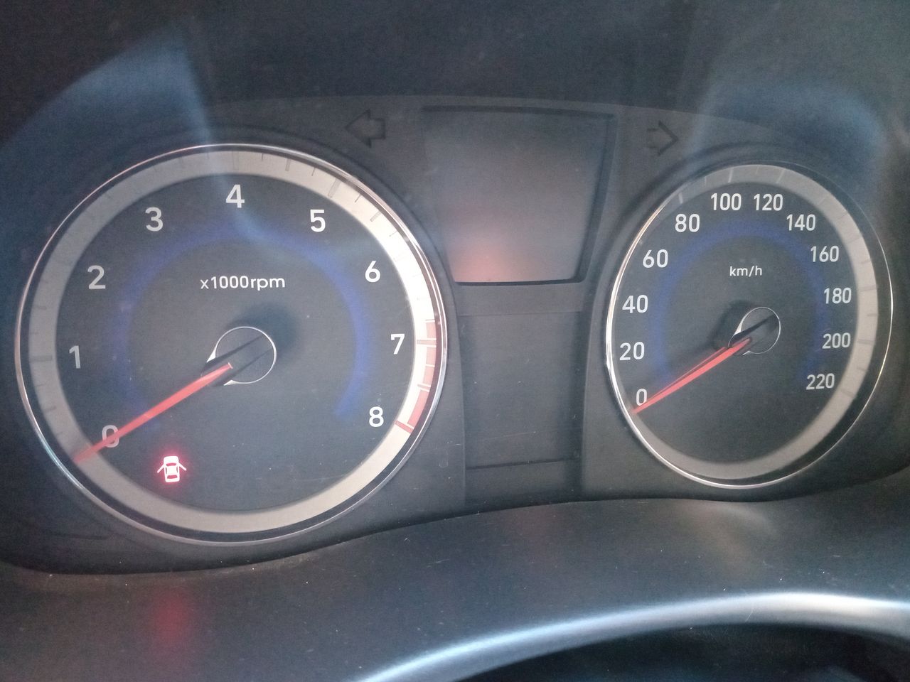 HYUNDAI - 28