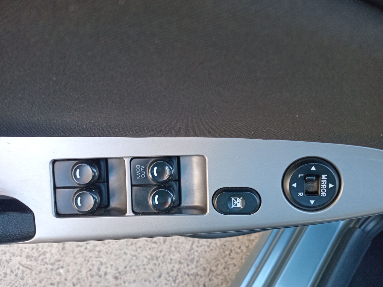 HYUNDAI - 23