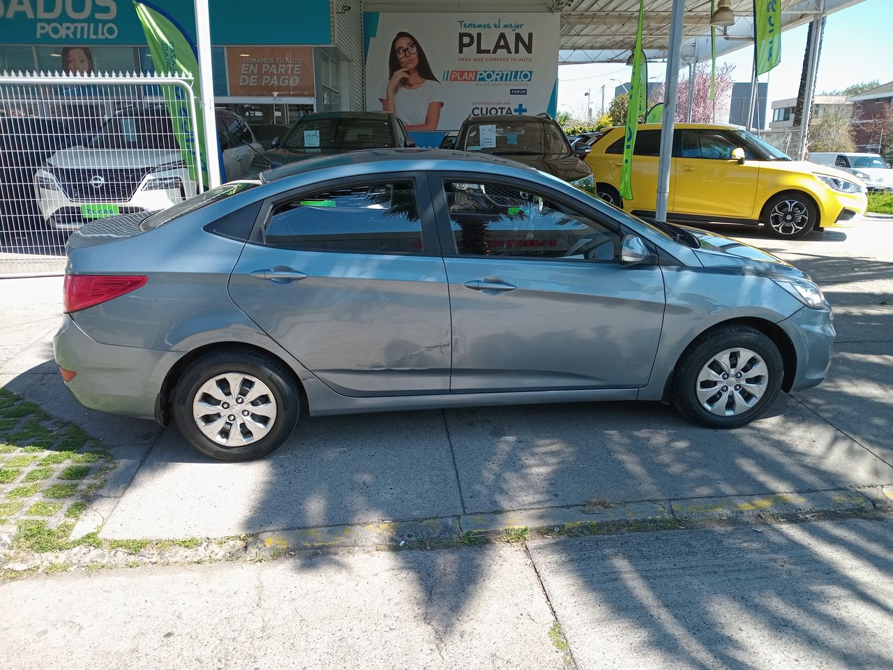 HYUNDAI - 8