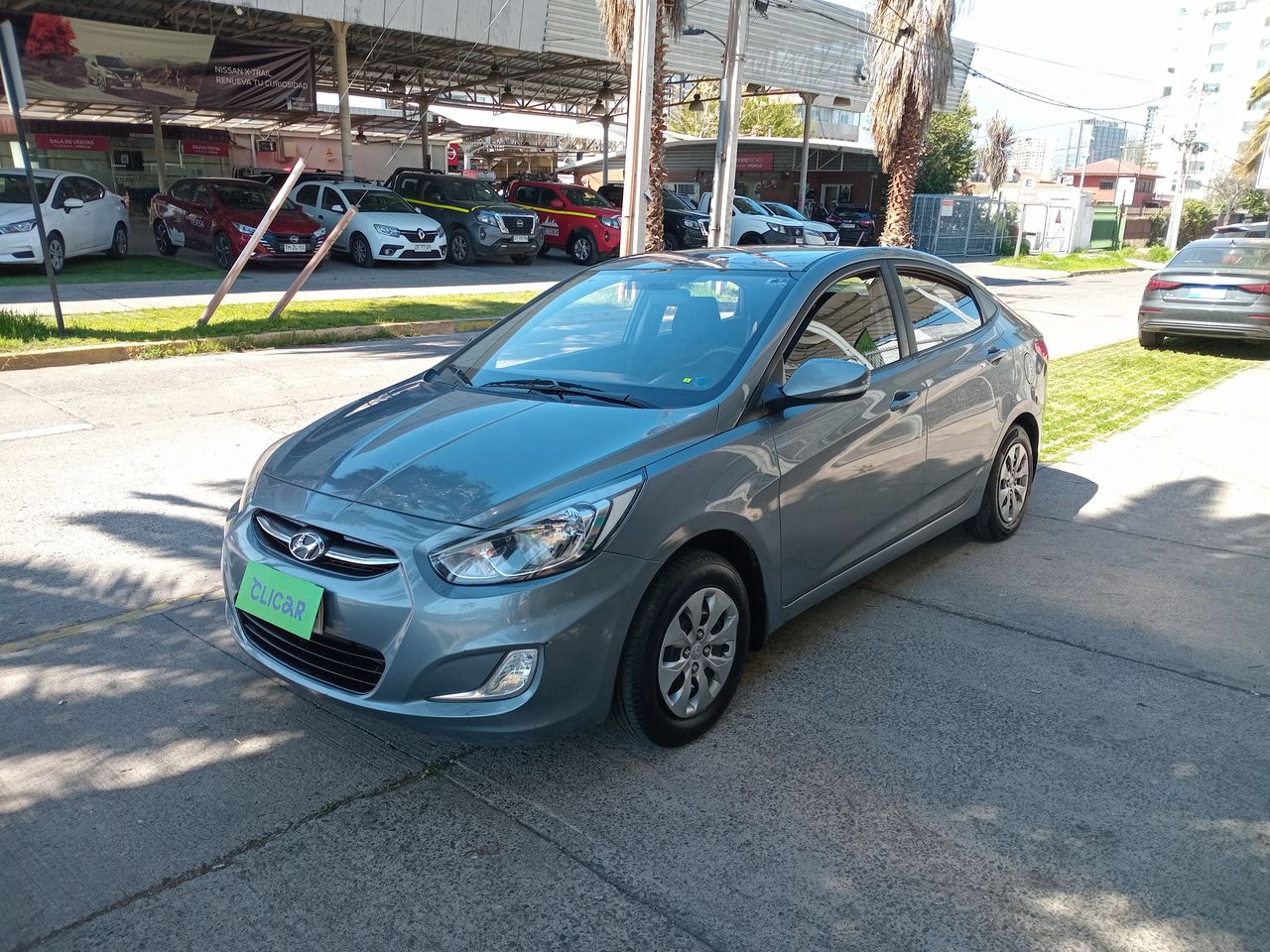 HYUNDAI - 3