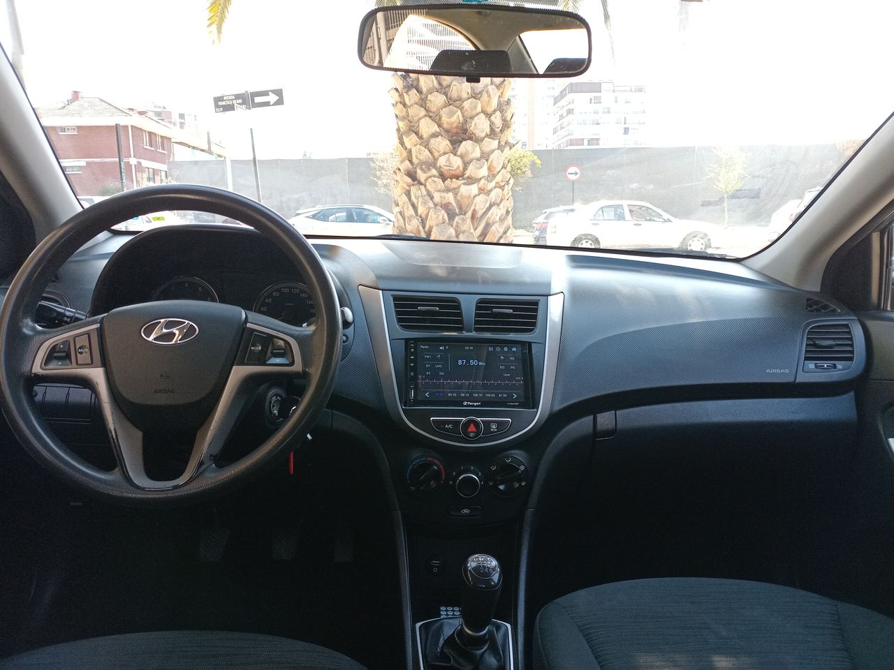 HYUNDAI - 9