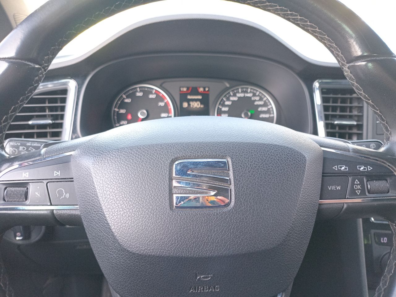 SEAT - 23