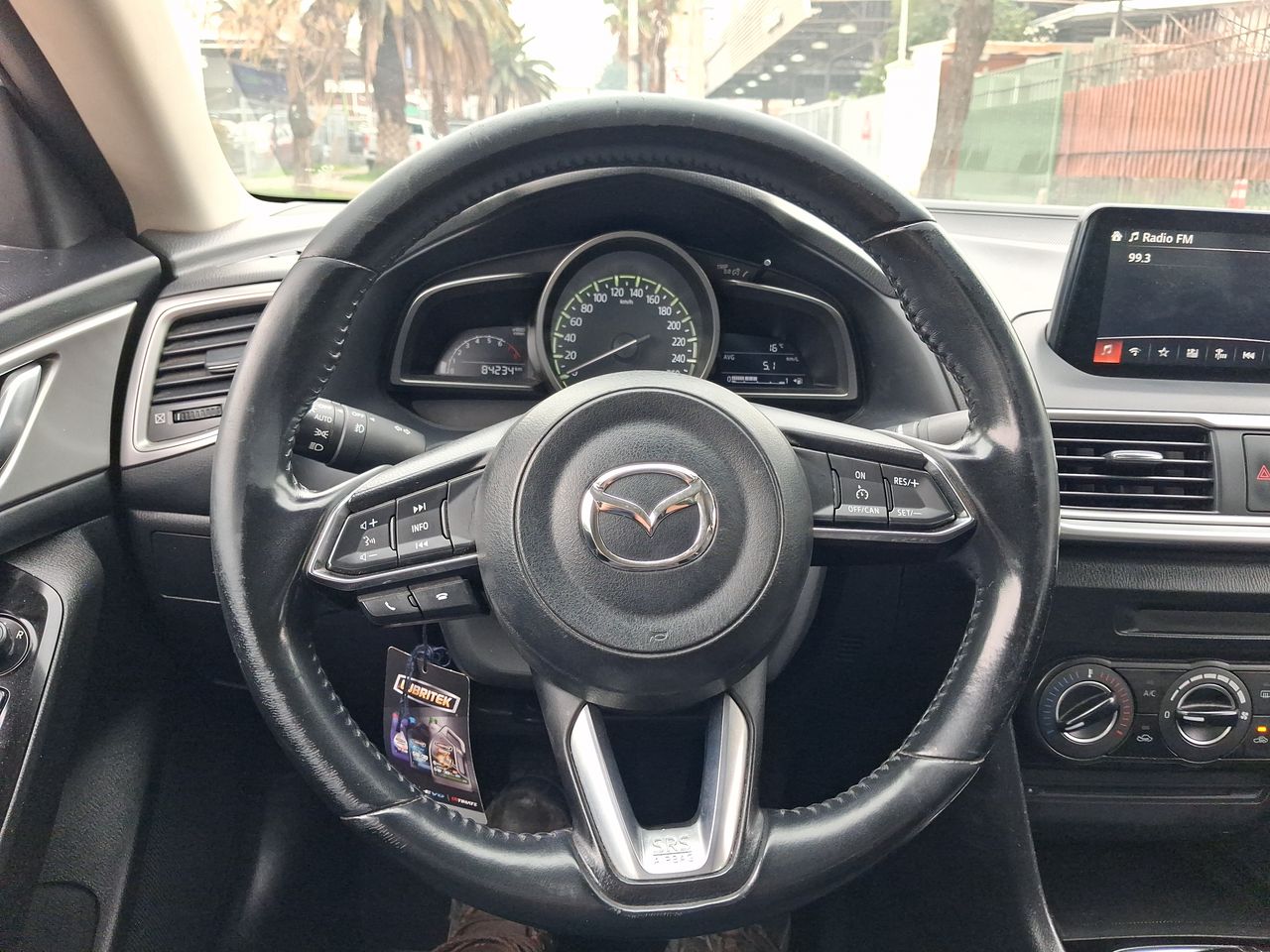 Mazda 3 — foto 17 de 28