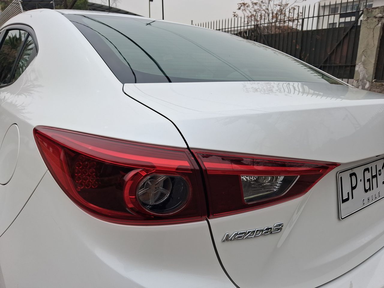 Mazda 3 — foto 12 de 28
