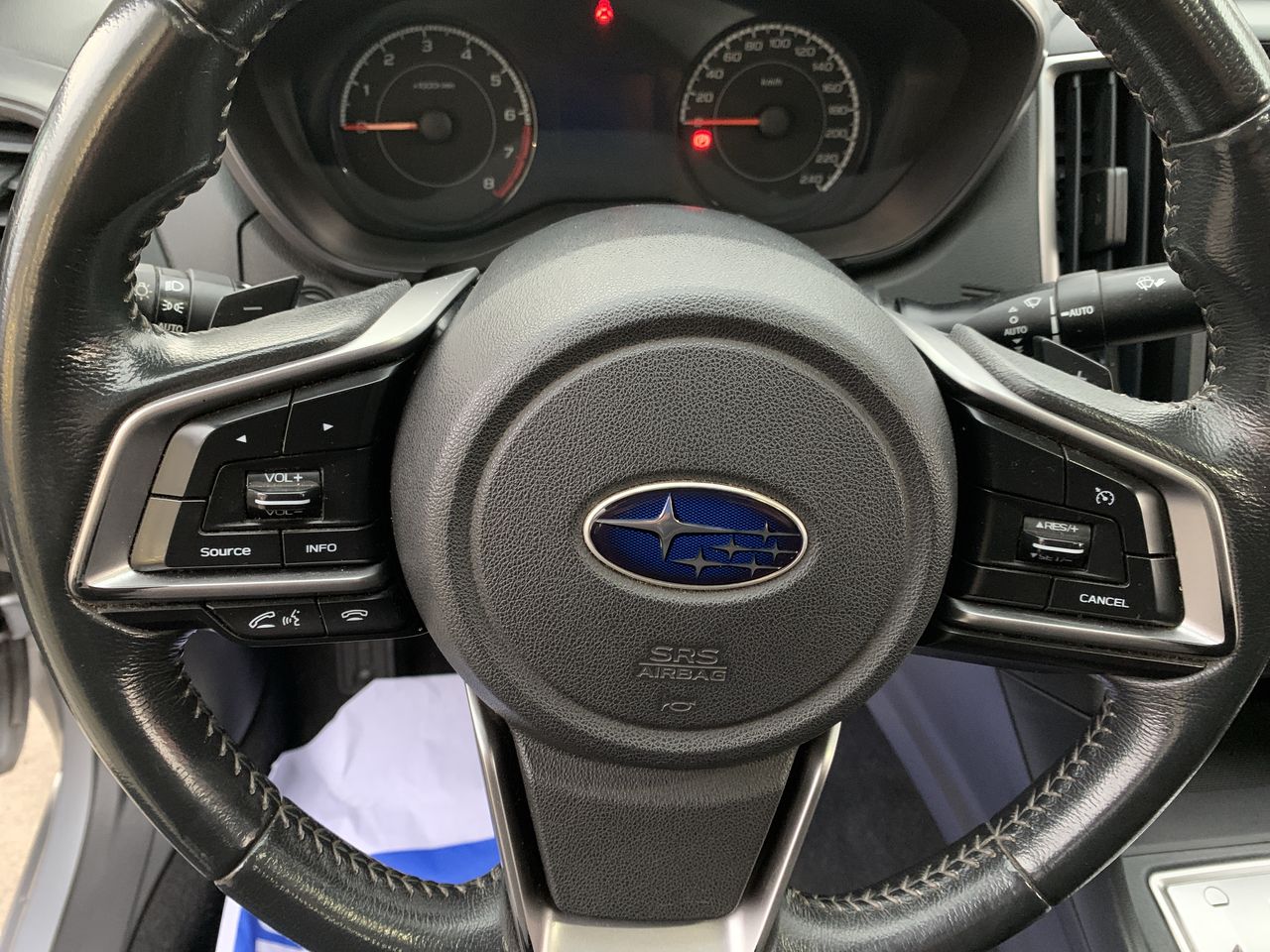 Subaru Impreza — foto 19 de 27