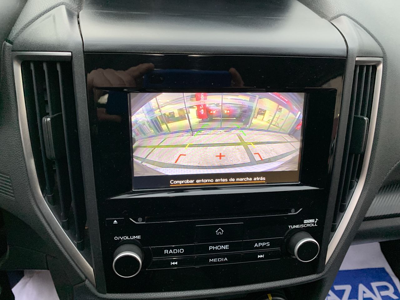 Subaru Impreza — foto 22 de 27